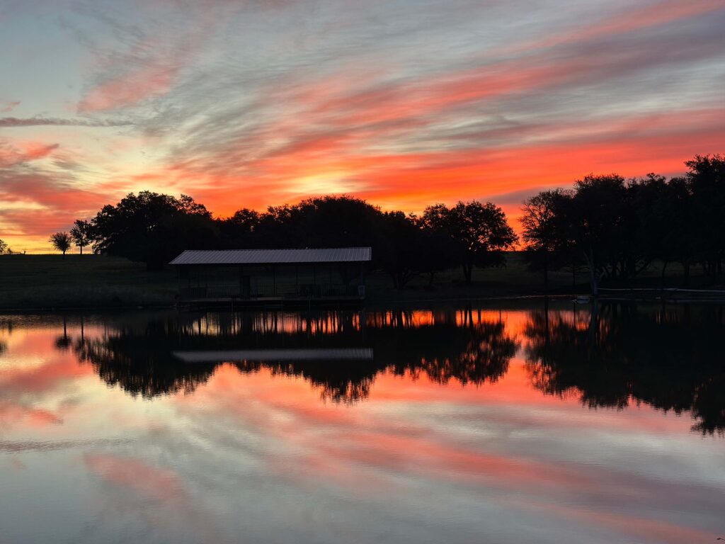 Why a Fall Hunting Retreat is the Best Corporate Incentive Trip You Can Book _ Cen-Tex Marketing
